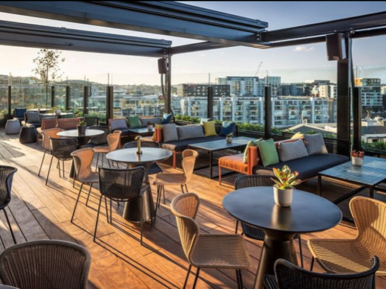 Cityscape QT Rooftop bar